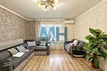 4-к квартира, 90 м², 1/9 эт.