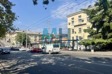Помещение своб.назн., 93 м², 1/2 эт.